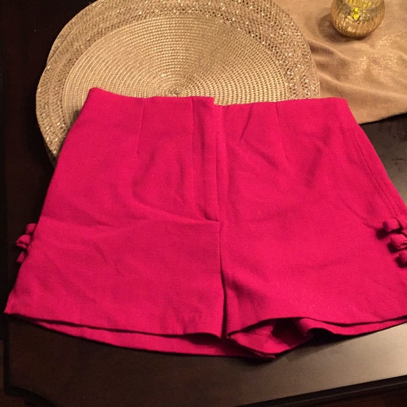 Berry colored ASOS shorts size 8 US never worn - Picture 1 of 7